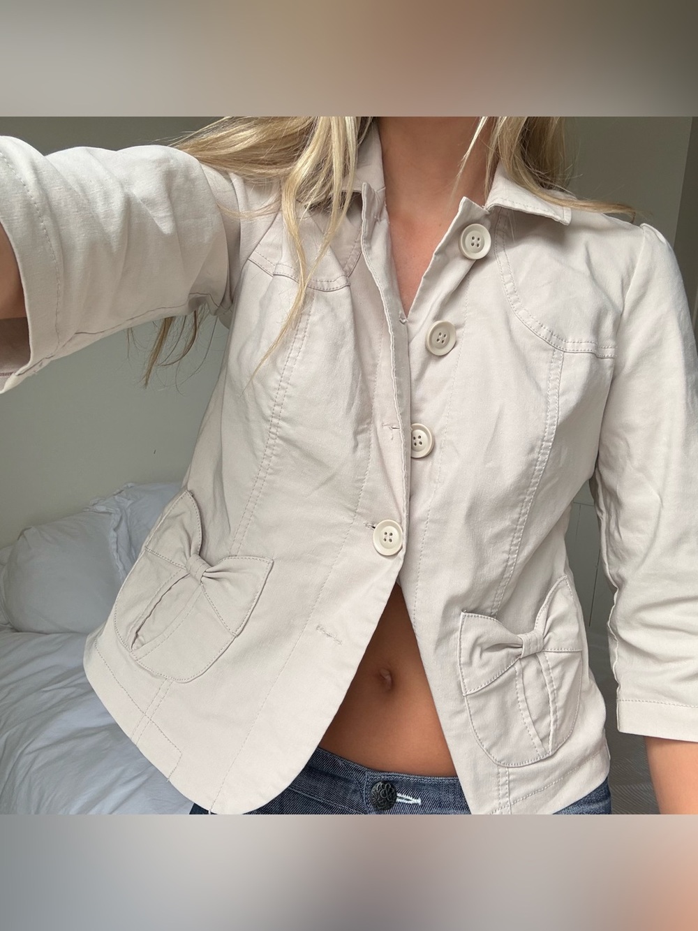 vintage 90's y2k Cream Button-Front Casual Jacket with Bow Pockets